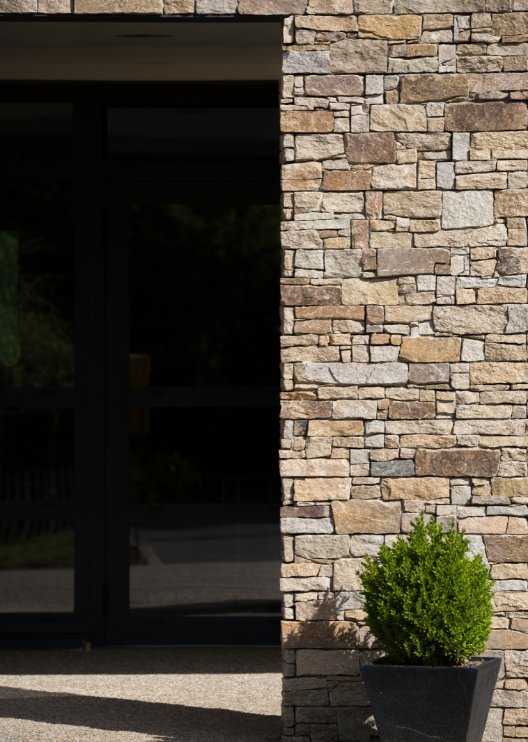 ≫ Piedras naturales para fachadas ⊛ Cubrición de fachadas